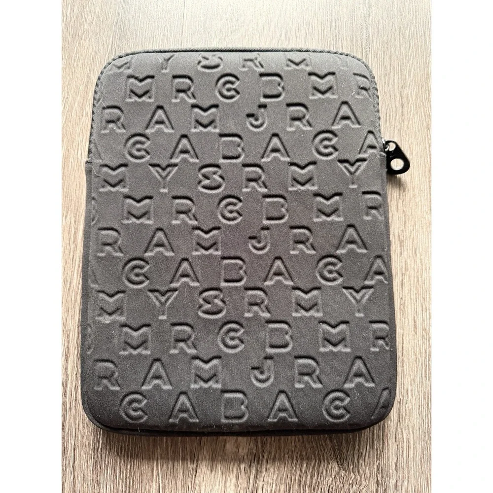 Marc by Marc Jacobs Neoprene Dreamy Logo iPad Tablet Sleeve Case Black